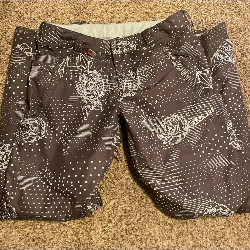 Volcom snowboarding pants